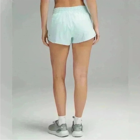 Lululemon hotty hot short - Picture 1 of 6